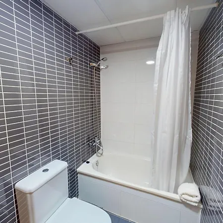 Apartament Lily By On Travel Oliva